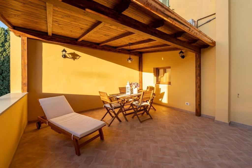 Lajatico Rentals - Terrazza Sul Tramonto Del Silenzio Bagian luar foto